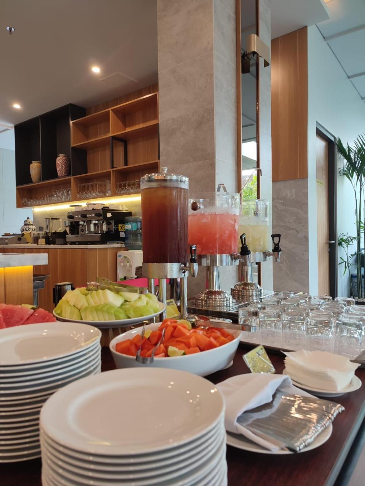 Rv Hotel Gianyar Ubud Dış mekan fotoğraf